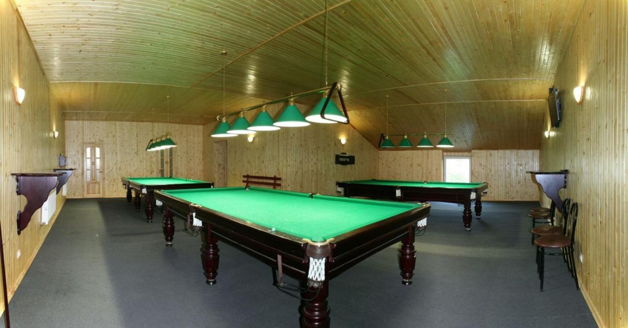 Гірка Hotel Skole Bagian luar foto