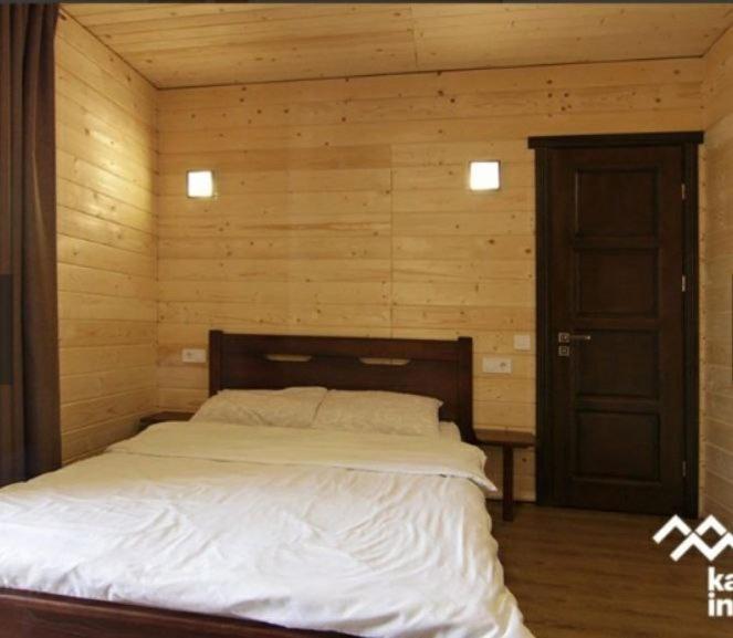 Гірка Hotel Skole Bagian luar foto