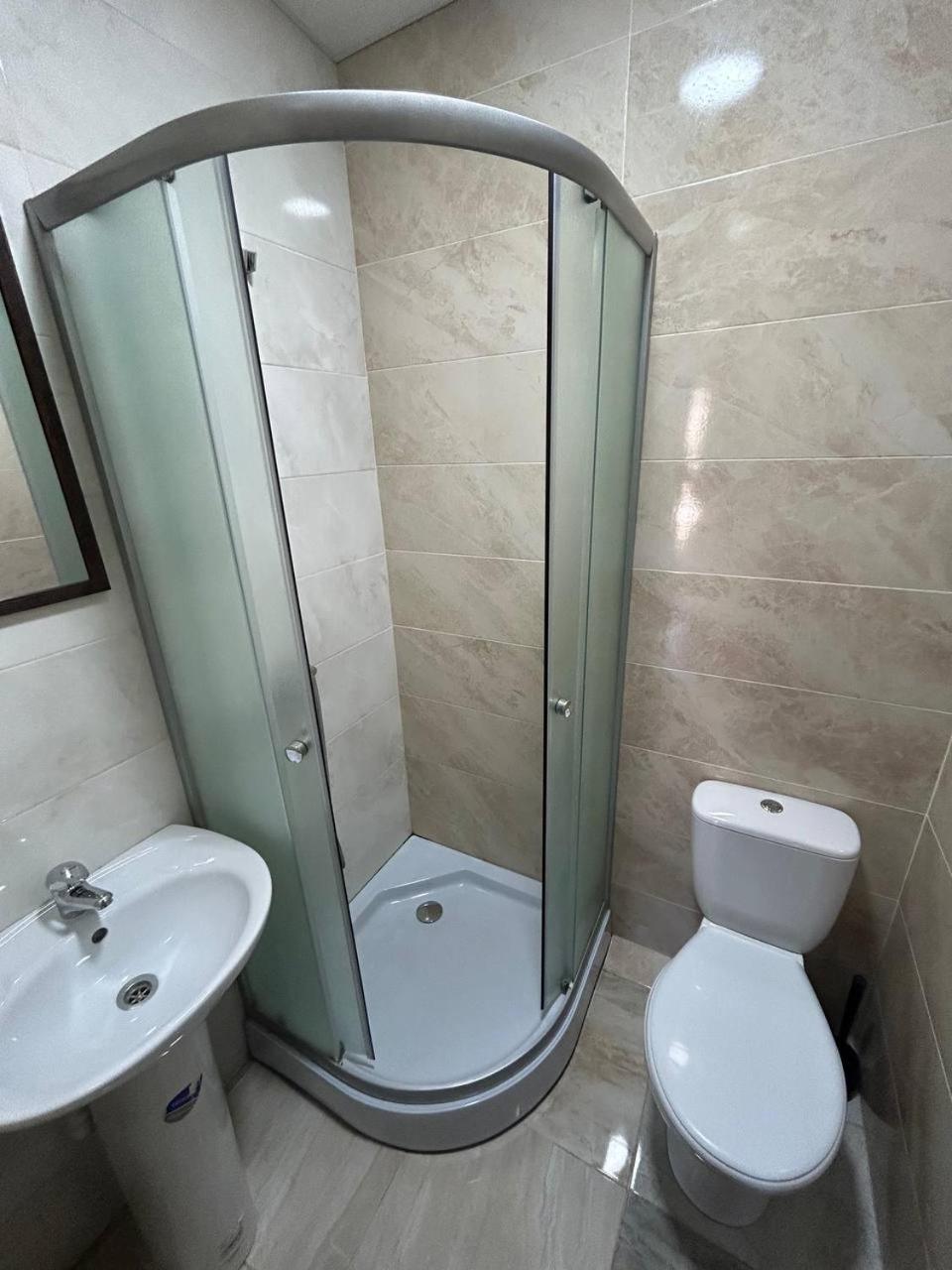 Гірка Hotel Skole Bagian luar foto